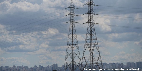 Modernização do setor elétrico inclui energia mais barata, diz Ipea