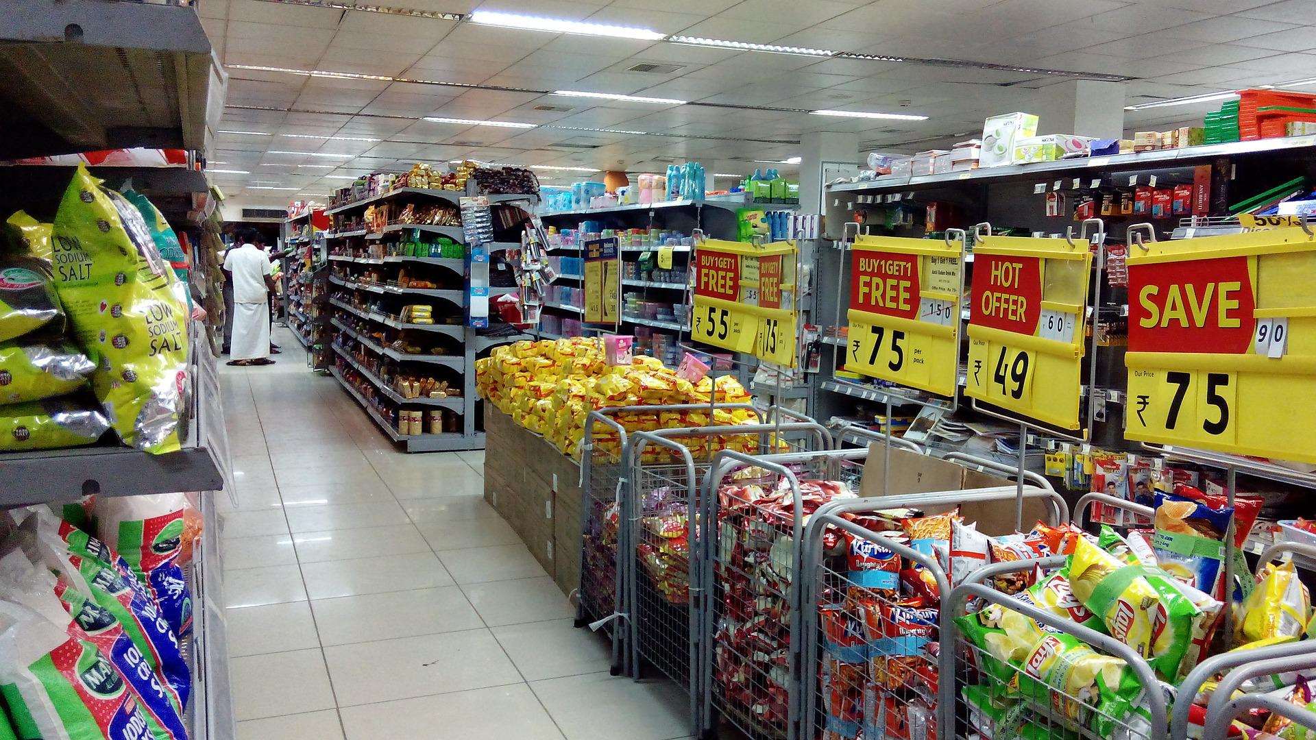 Pressionada por alimentos, inflação de novembro sobe para 0,28%