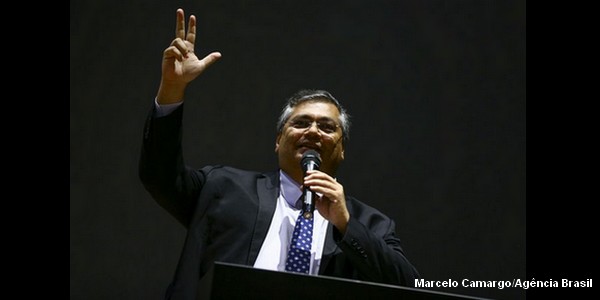 Ataque aos Três Poderes não foi fato isolado, diz ministro Flávio Dino