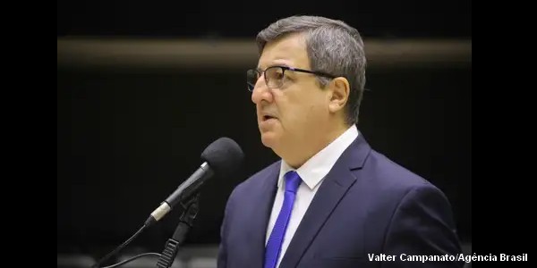 Relatório final da LDO mantém meta fiscal zero para 2024