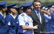 Ex-comandante do Exército ameaçou prender Bolsonaro, diz ex-FAB