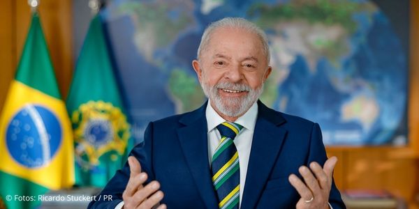 Lula exalta soberania e defesa do povo em rede do 7 de setembro