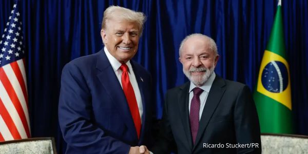 Lula se reúne com Trump na Malásia e discute relações entre Brasil-EUA