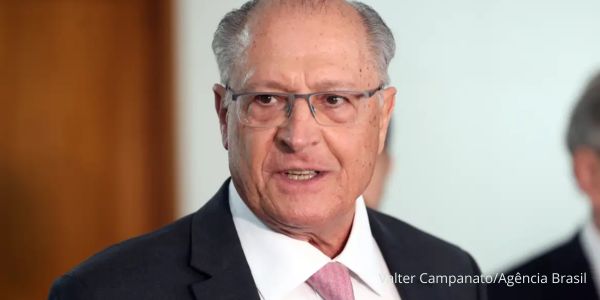 Alckmin: corte tarifário dos EUA é positivo, mas distorções persistem